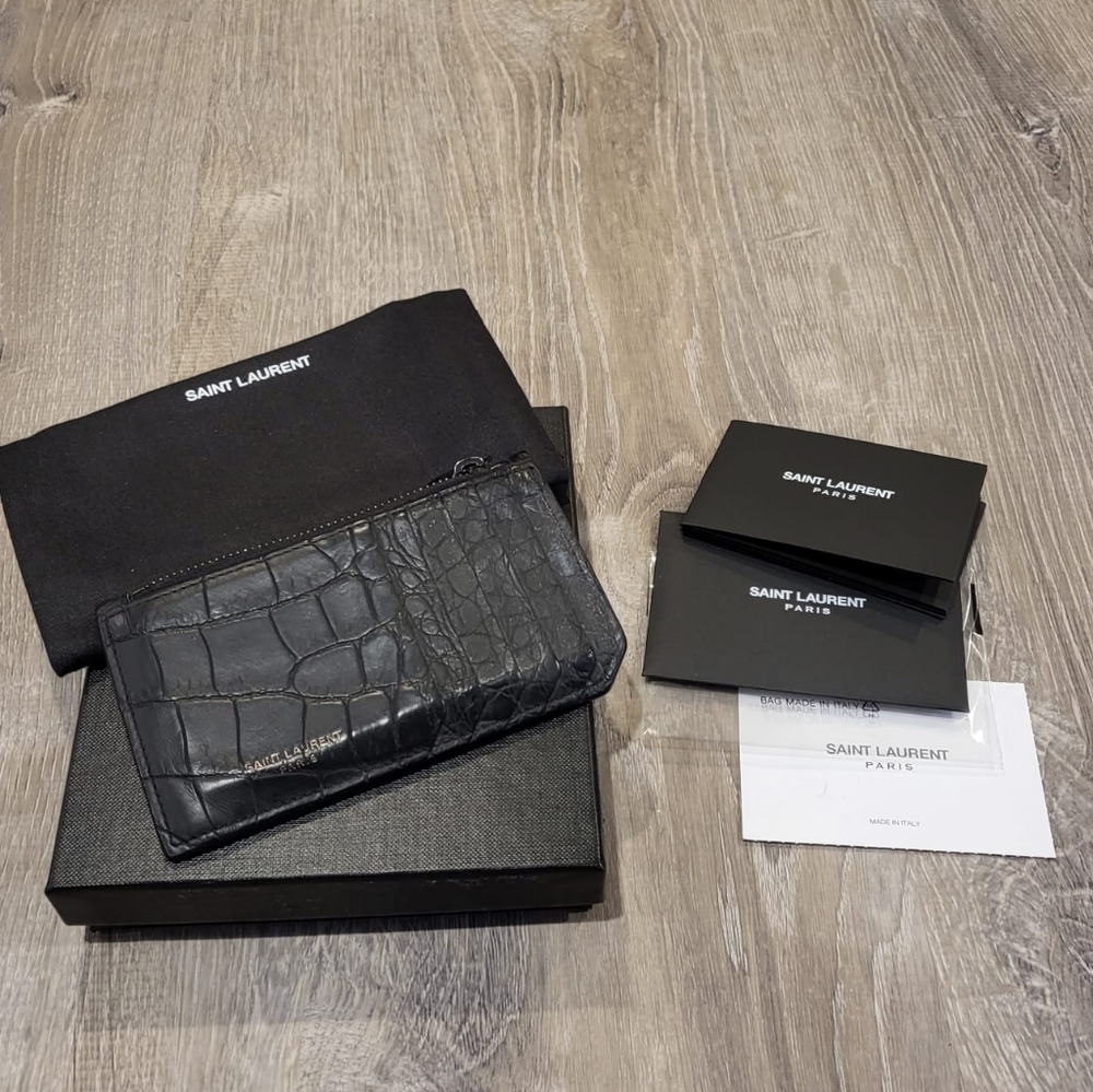 🕶️ LABOR DAY SALE 💥YSL Yves Saint Laurent Cart Holder Unisex Real Alligator 🐊
